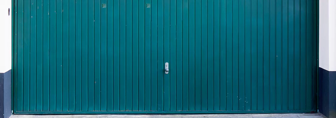 Vinyl Garage Doors Repair Specialists in Panama City, FL