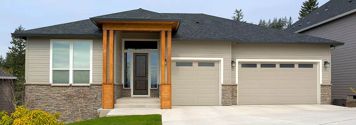 Repair Shaky Garage Door When Closing in Panama City, Florida